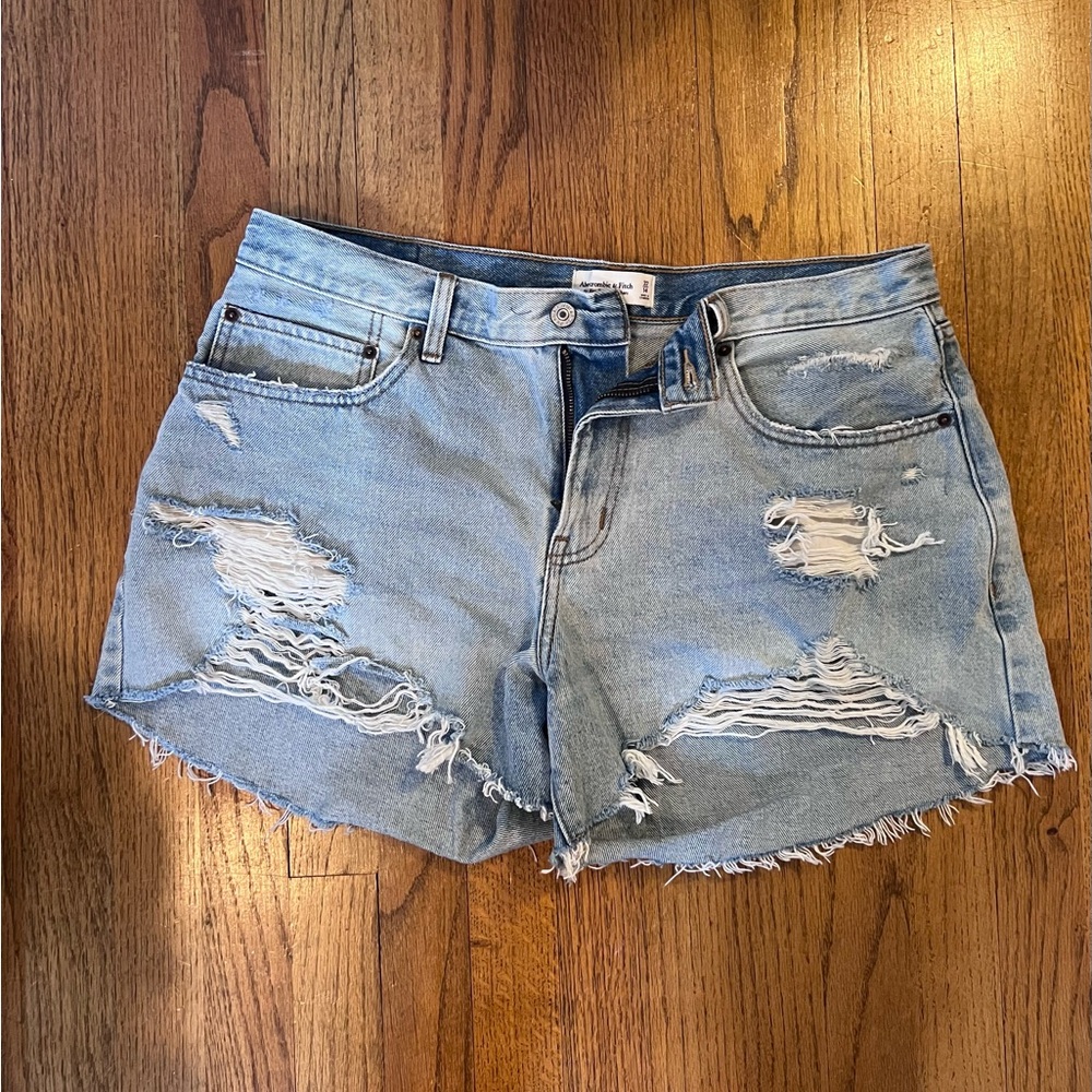 Abercrombie & Fitch Curve Love Mid Rise Boyfriend Short 32/14